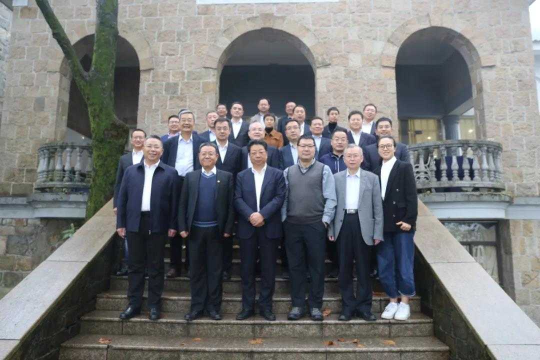 中大元通电缆与西安交大在元通德清工厂成立电缆研究院